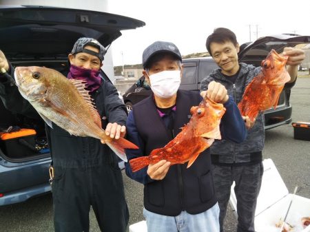 康仁丸・ジギング釣り果